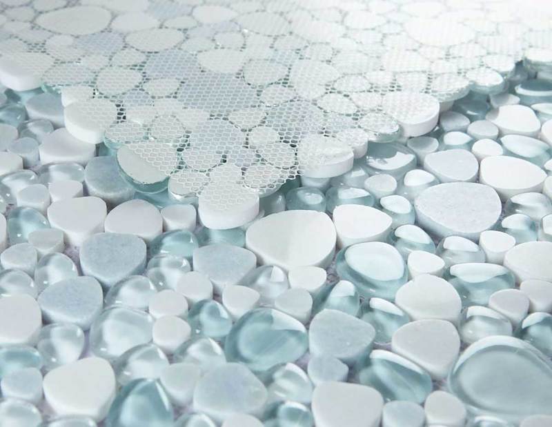 Mosaic Marble and Glass in Pebble look - Ocean