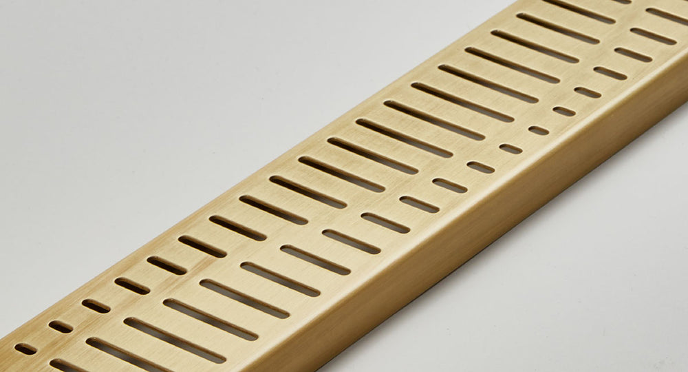 Quartz Linear Shower Drain Wave - Satin Brass