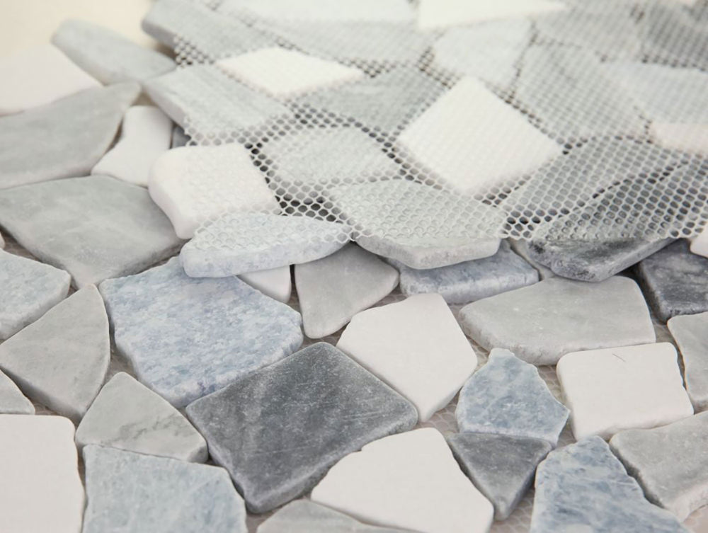 Pebble Marble Thassos and Caribe Quartzite - Crystal Ocean