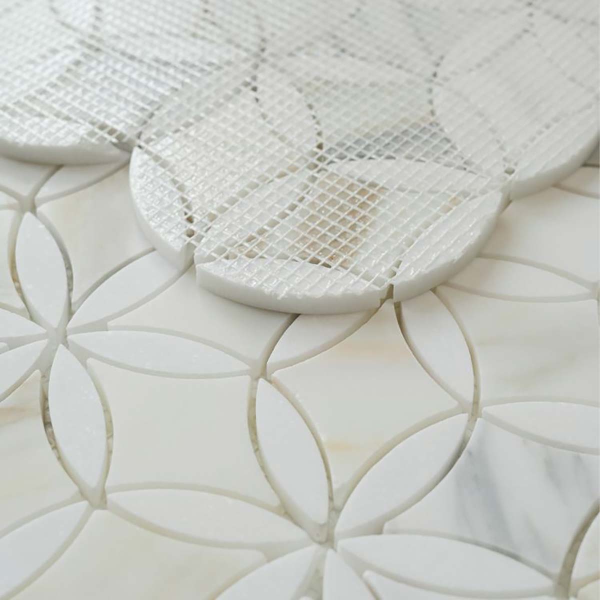 Calacatta Marble Star Mosaic Tile Honed 13.75" x 12" in White with gray veining