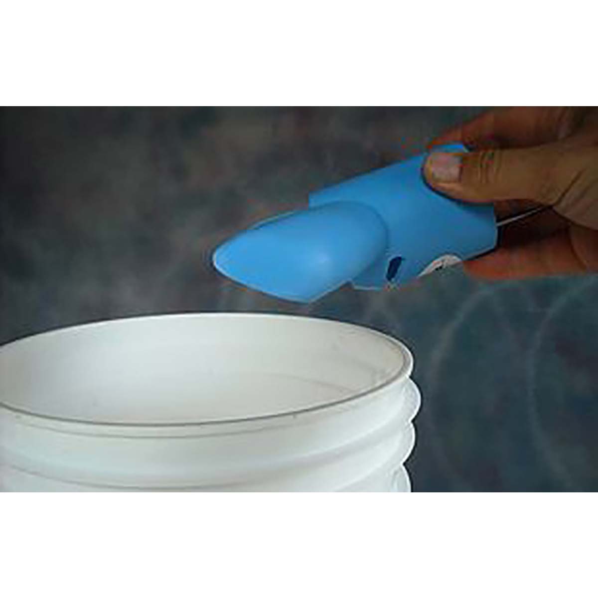 WaleTale Dust Control Vacuum Attachment for Mixing Buckets