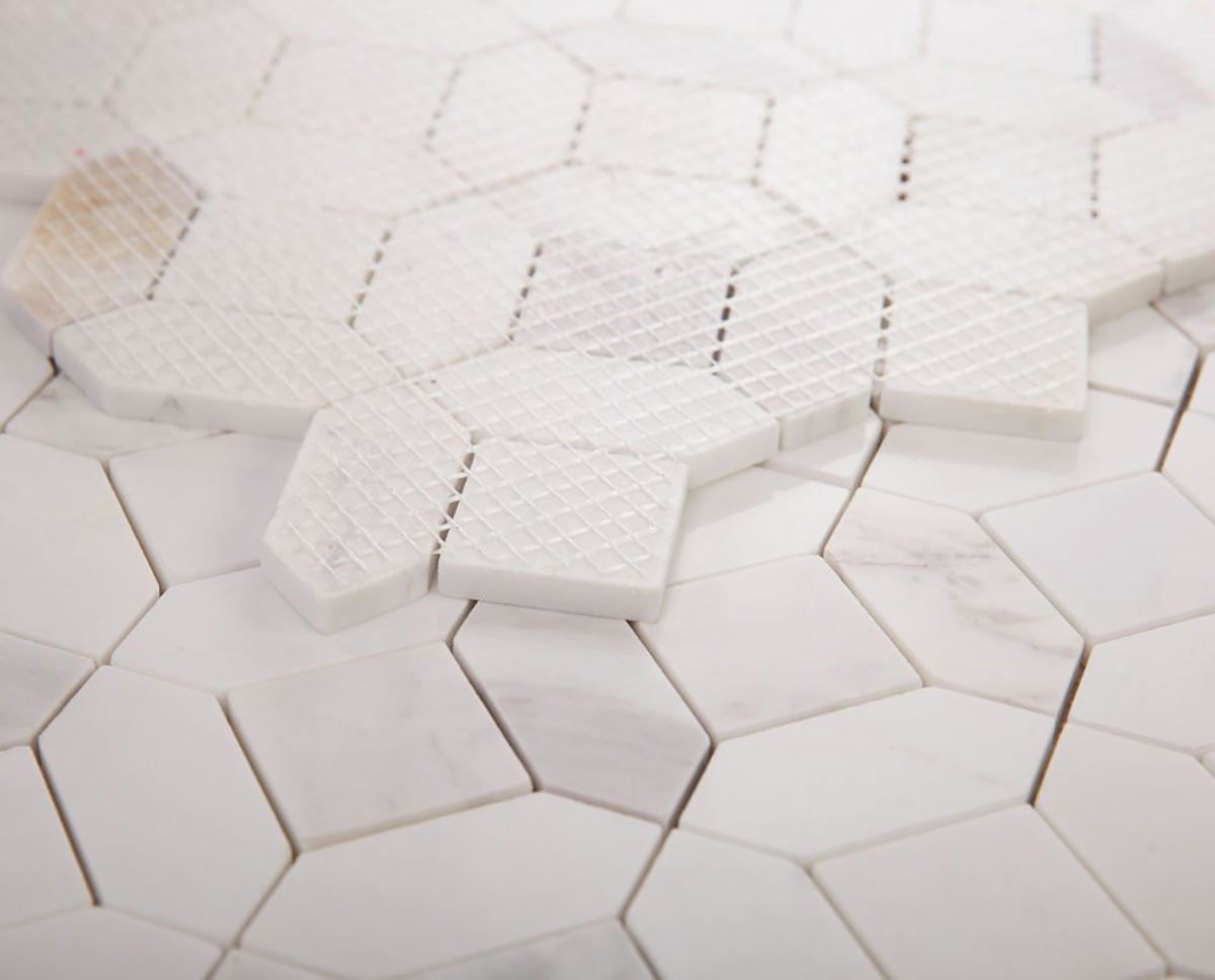 Mosaics Volakas and Thassos Marble Hexagon Pattern - White