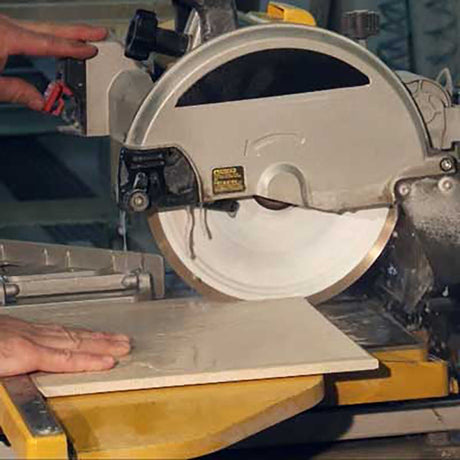 Porcellana Diamond Wet Saw Blade for Porcelain Tile Demo using wet saw  cutting Porcelain