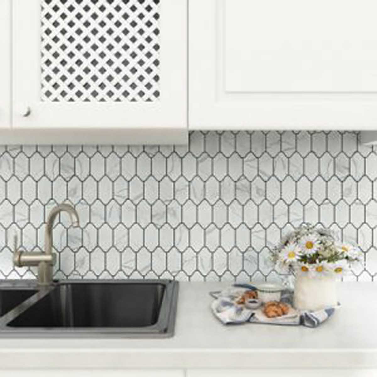 Marble look porcelain mosaic tile for pool installation