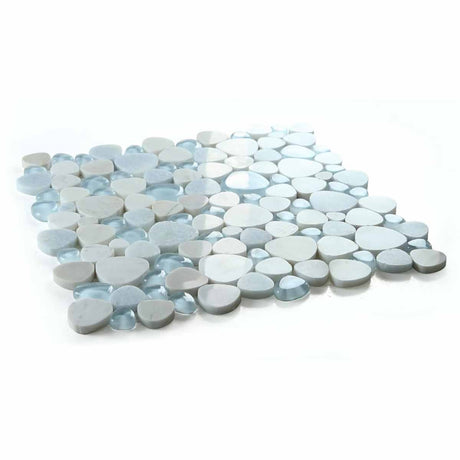 Mosaic Marble and Glass in Pebble look - Sky
