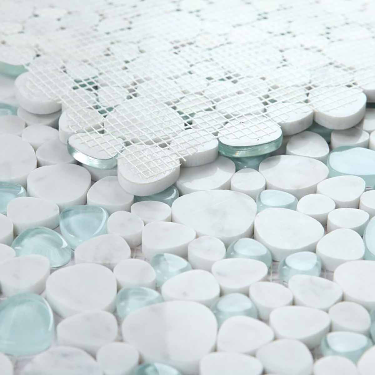 Mosaic Carrara Marble and Glass in Pebble look - Blue Sea