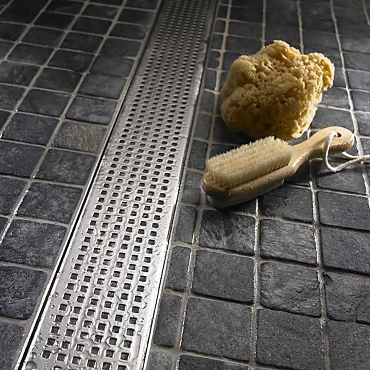 Quartz Quadrato shower drain brushed stainless grate
